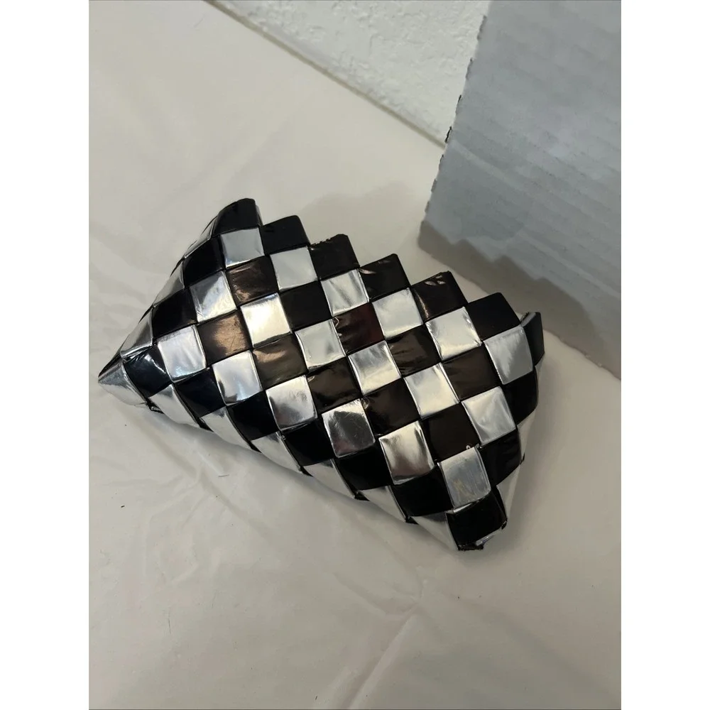 Candy Wrapper Zippered Wallet Coin‎ Purse Black Silver 5.5 X 3.25 Metallic Bling